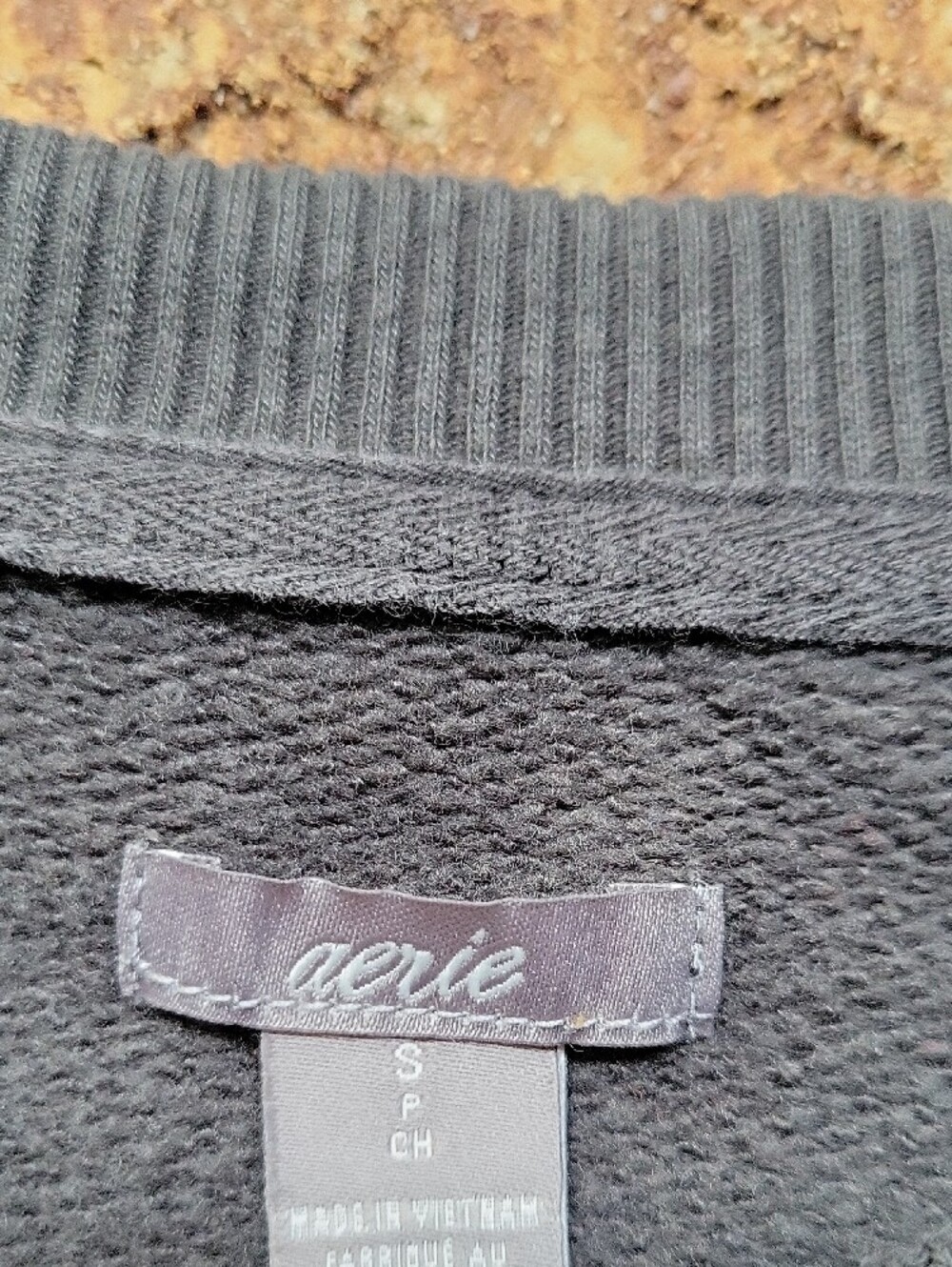 aerie Charcoal Gray Crewneck Sweatshirt Pockets Cotton Blend Size Small Casual - Picture 2 of 10